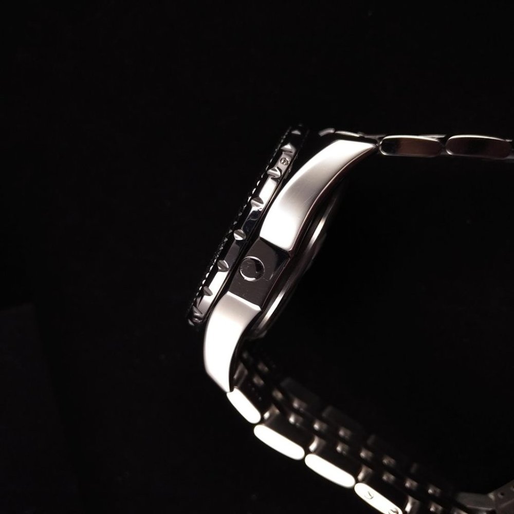 Breitling Bentley 6.75 Automatic Mens Watch - Picture 6 of 8